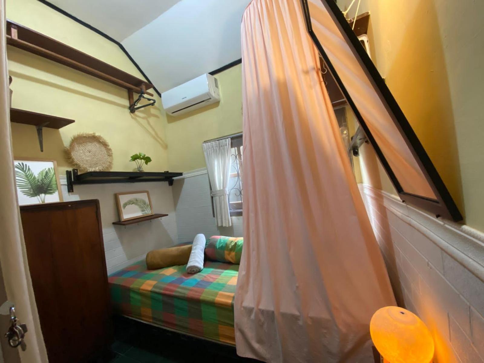 Coliving Bali Sweet Home Kost Lengkap Di Tabanan Kota ห้อง รูปภาพ