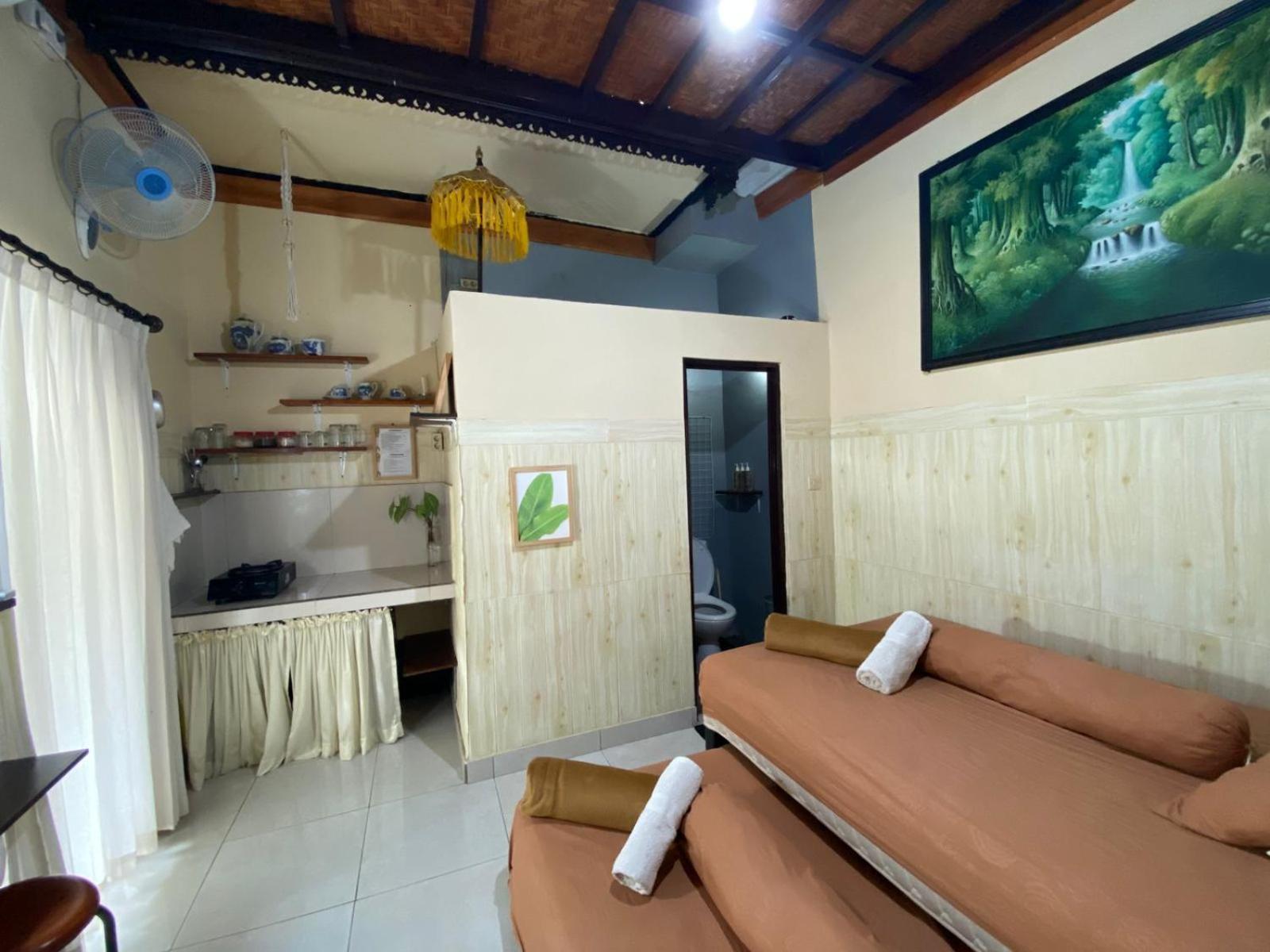 Coliving Bali Sweet Home Kost Lengkap Di Tabanan Kota ห้อง รูปภาพ