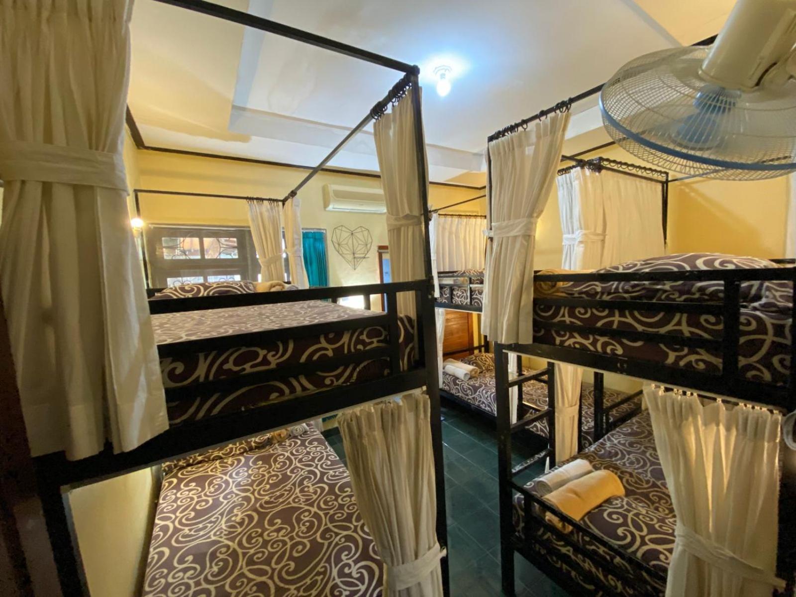 Coliving Bali Sweet Home Kost Lengkap Di Tabanan Kota ห้อง รูปภาพ